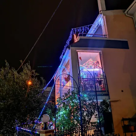 Giorgos-vera Hébergement de vacances *